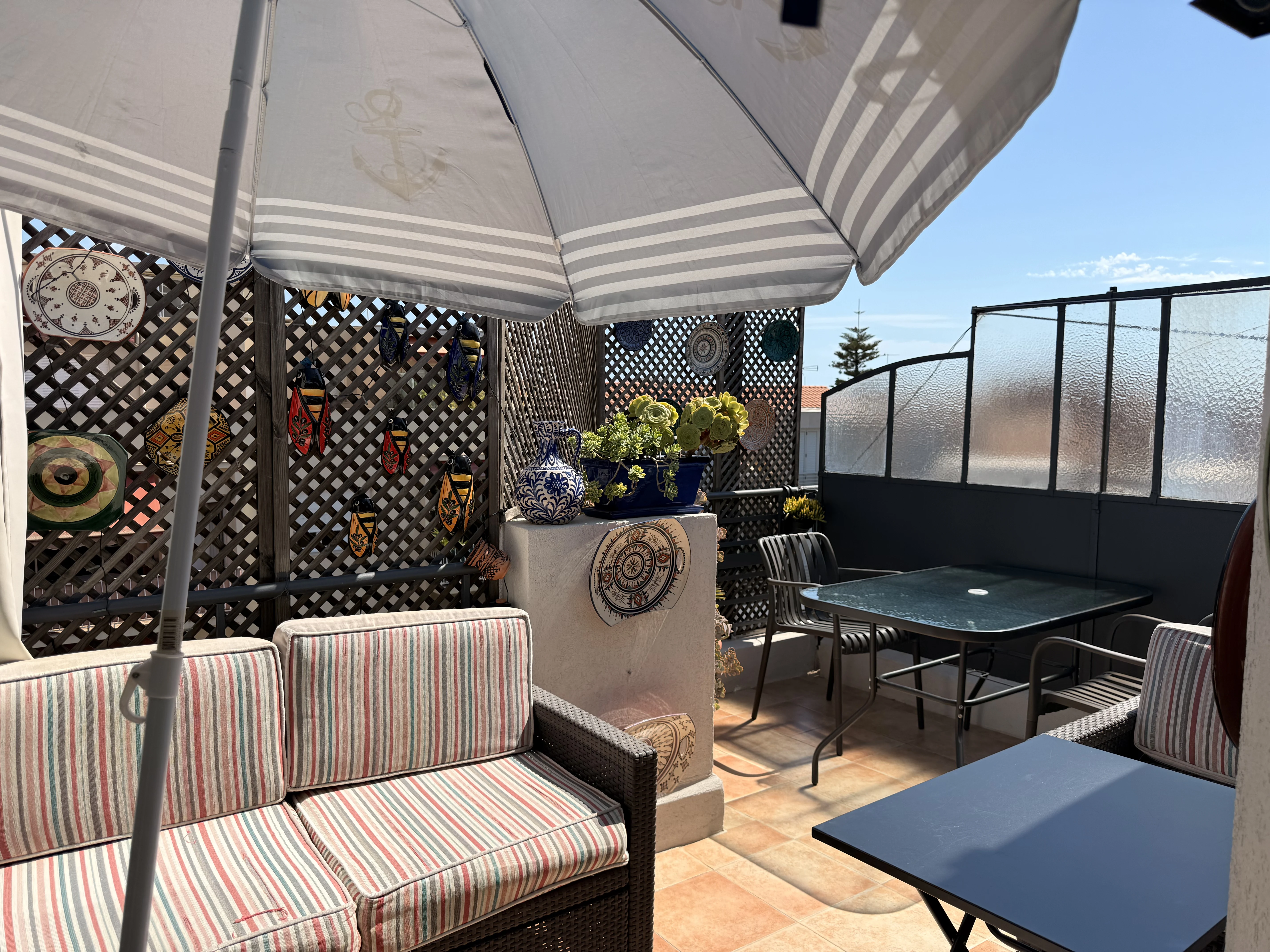 Grande terrasse privative, 2 pièces meublé rue Berlioz, Nice