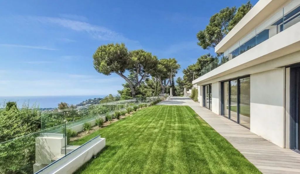 Villa contemporaine vue mer Roquebrune Cap Martin